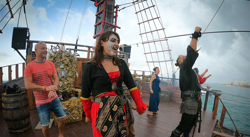 barco pirata tour