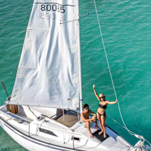 paseo en velero tours