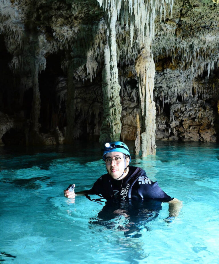 tour rio secreto